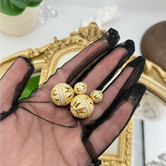 Glamorous Gold-Tone Double Sphere Drop Earrings ✨ - Picture 4 of 8